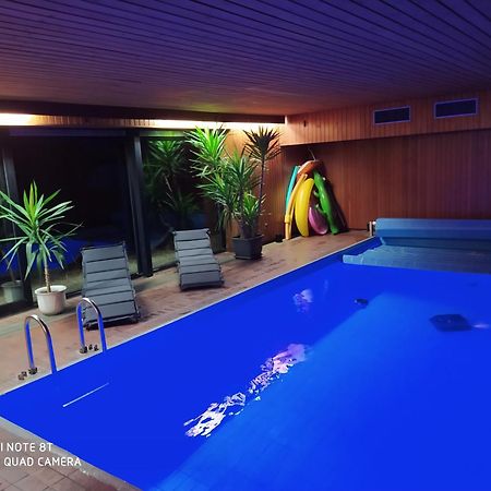 Park Villa Ferienwohnung Mit Pool Und 3 Schlafzimmer Uelzen Exterior foto
