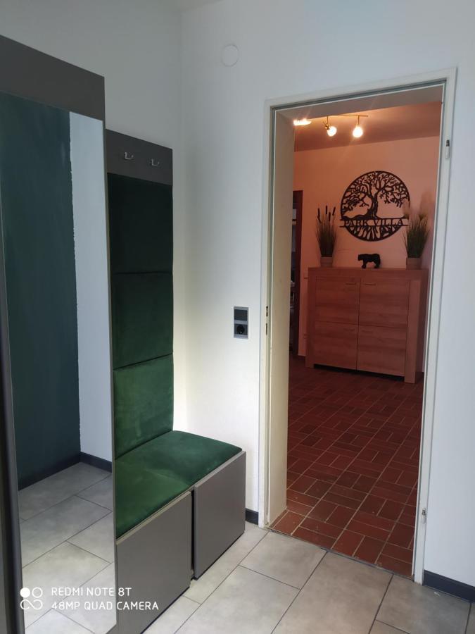 Park Villa Ferienwohnung Mit Pool Und 3 Schlafzimmer Uelzen Exterior foto